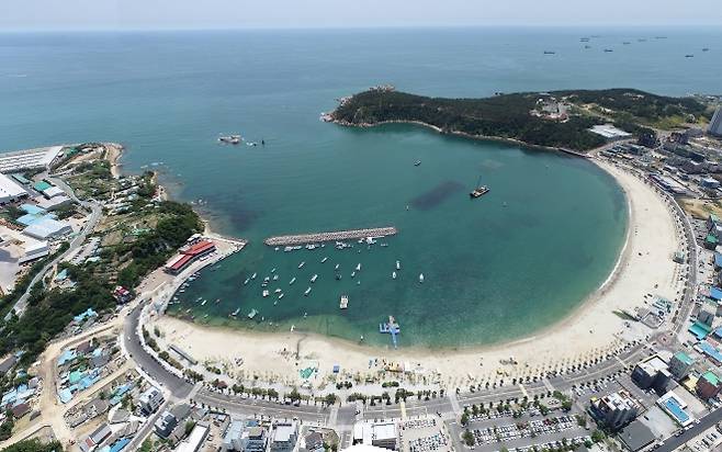 울산 동구 일산해수욕장 전경.  울산 동구 제공