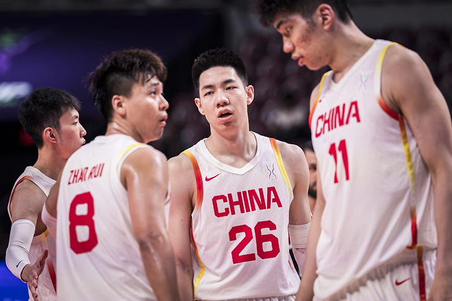 아시아컵에 출전 중인 중국 남자 농구대표팀 선수들. FIBA 홈페이지