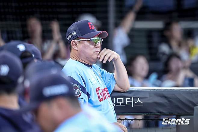 김태형 감독이 이끄는 롯데 자이언츠가 타선 침체 여파 속에 2025시즌 8월 8경기 3승5패로 승수 쌓기에 어려움을 겪고 있다. 사진 롯데 자이언츠