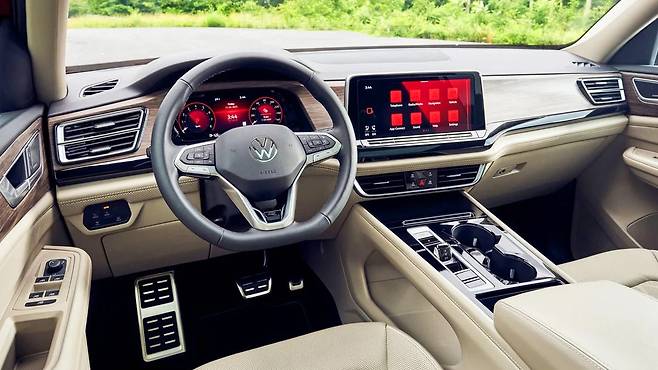 폭스바겐 아틀라스 실내