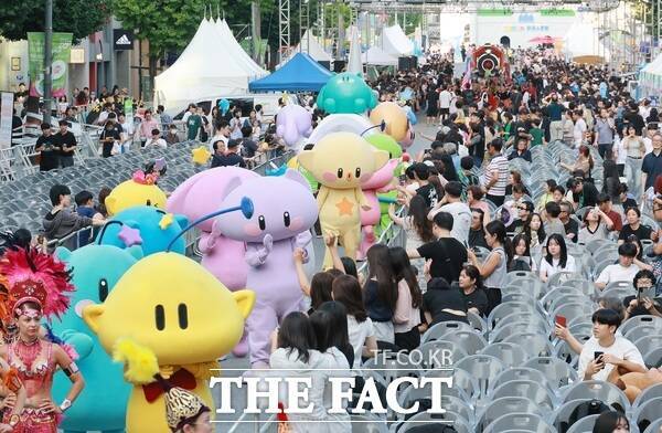 '대전 0시 축제' 퍼레이드 모습 /대전시