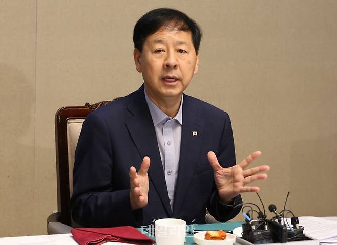 구윤철 경제부총리 겸 기획재정부 장관이 12일 오전 서울 종로구 정부서울청사에서 열린 4대 과학기술원 총장 간담회에 참석해 발언하고 있다.ⓒ뉴시스