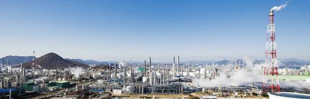 여천ncc공장 전경. 한화 제공.