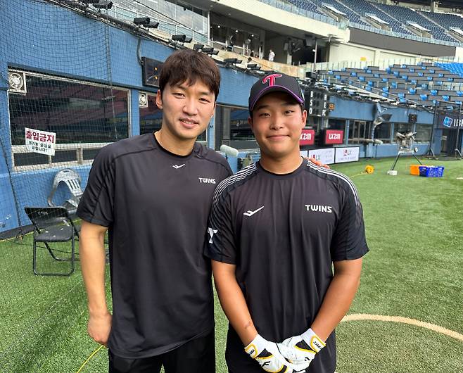 LG 주장 박해민과 신인 박관우가 본지와 인터뷰에서 환하게 웃고 있다. 잠실=이형석 기자&nbsp;