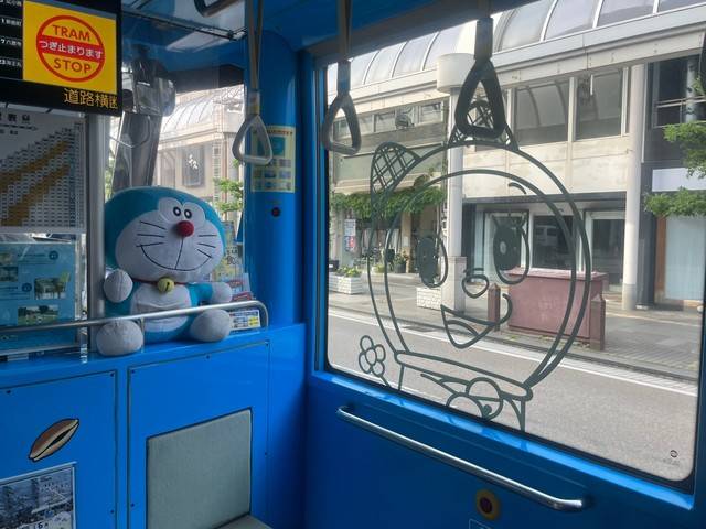 ▲ 도야마현 타카오카시의 도라에몽 트램