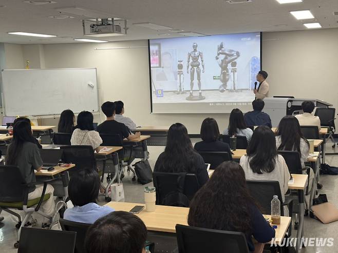 충남교육청은 11~12일 도내 영재교육 담당 교원과 희망 교원 40명을 대상으로 ‘2025 영재교육 역량강화 직무연수’를 실시했다.