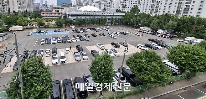 서울시 내 노후 청사 복합개발 선도사업지로 선정된 당산공영주차장 전경. 이승환기자
