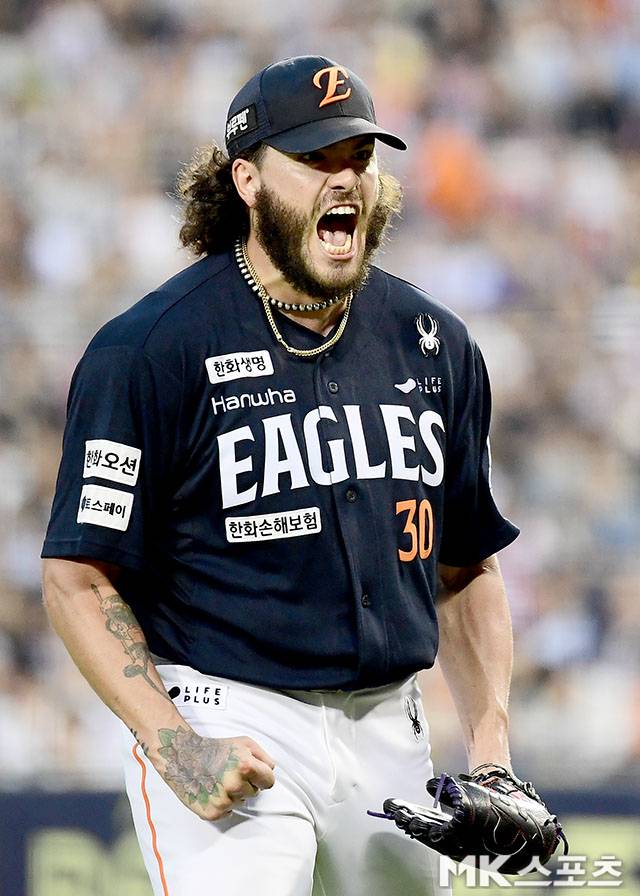 폰세의 포효를 12일 롯데전에서도 볼 수 있을까. 사진=김영구 기자