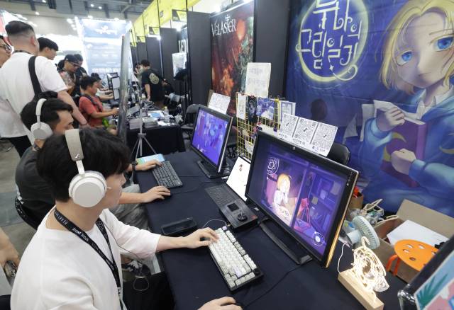 아시아 최대 인디게임 행사인 ‘부산인디커넥트페스티벌 2025’가 15~17일 벡스코에서 열린다. 지난해 열린 부산인디커넥트페스티벌. 부산일보DB
