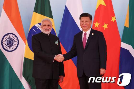 시진핑 중국 국가주석 나렌드라 모디 인도 총리. <자료사진>ⓒ AFP=뉴스1 ⓒ News1 우동명 기자