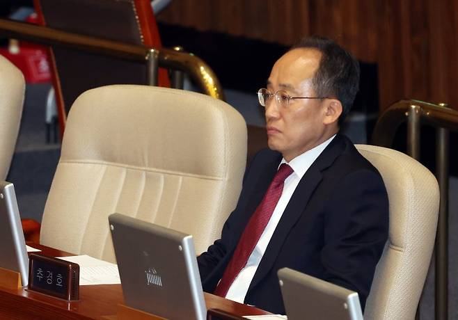 추경호 전 국민의힘 원내대표가 지난해 12월 26일 서울 여의도 국회에서 열린 제420회 국회(임시회) 제1차 본회의에 참석하고 있다. 뉴시스