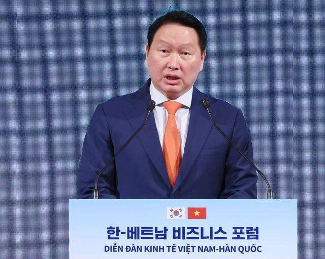 최태원 대한상의 회장이 12일 서울 중구 롯데호텔에서 열린 한·베트남 비즈니스 포럼에서 개회사를 하고 있다. 연합뉴스