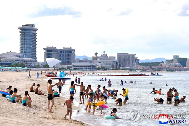 북한 원산갈마해안관광지구 [사진 = 연합뉴스, 조선중앙통신]