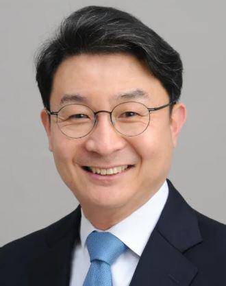 이재명 대통령은 금융위원회 위원장 후보자에 이억원 서울대 경제학부 특임교수를 지명했다고 13일 대통령실이 발표했다. /사진=대통령실 제공