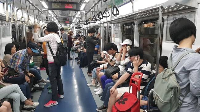 지하철 안 모습. [헤럴드DB]