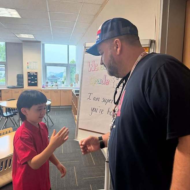 샘 해밍턴 소셜미디어