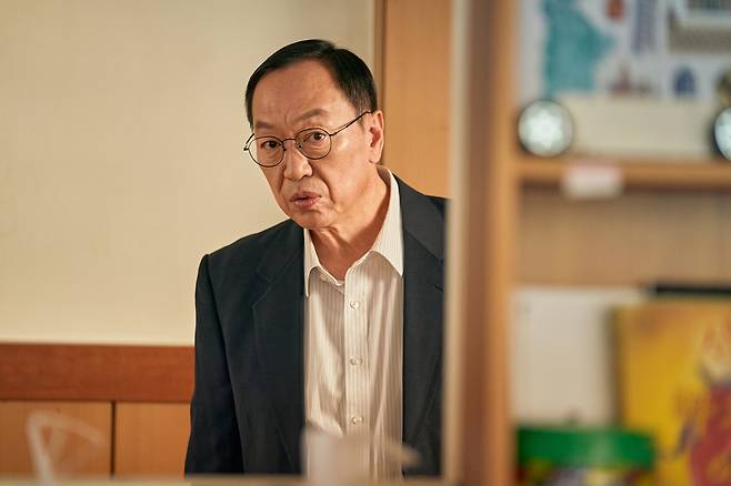 ㈜스튜디오킬러웨일, ㈜에스더블유콘텐츠 제공