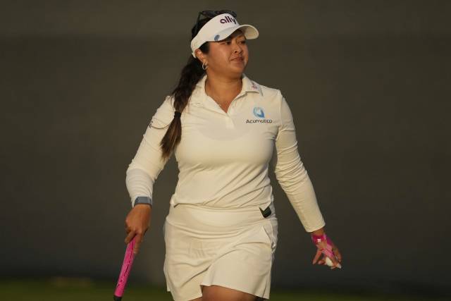 고진영과 동반 라운드하는 릴리아 부. 사진 제공=AP연합뉴스