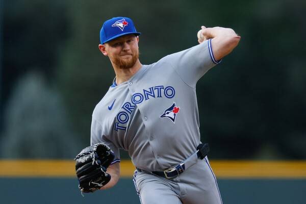 ▲ 토론토 블루제이스의 투수 에릭 라우어, 투수들의 무덤으로 불리는 쿠어스 필드에서 6이닝 1실점 호투로 시즌 7승째를 챙겼다. ⓒ연합뉴스/GETTY IMAGES USA