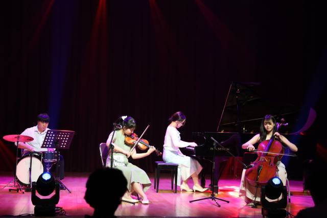 14회 젊음의 축제 경연에 참가했던 ‘리온트리오’ 연주 모습. 부산예총 제공