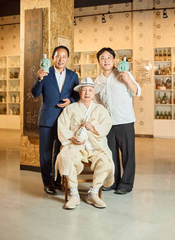 박재서 명인 안동소주.