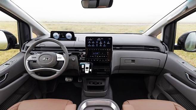 현대차 스타리아 실내