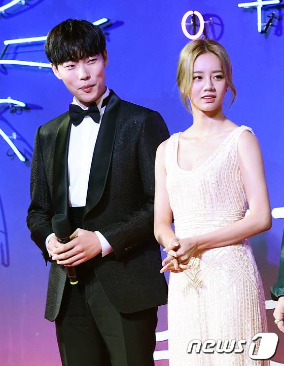 배우 류준열(왼쪽), 혜리 ⓒ News1