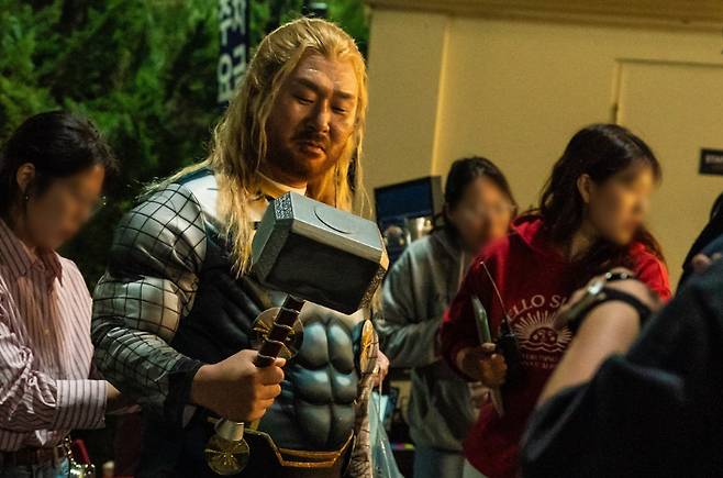 영화 '좀비딸' 현장 비하인드 스틸컷. NEW 제공