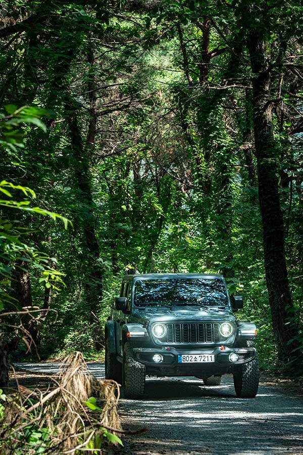 지프 뉴 글래디에이터