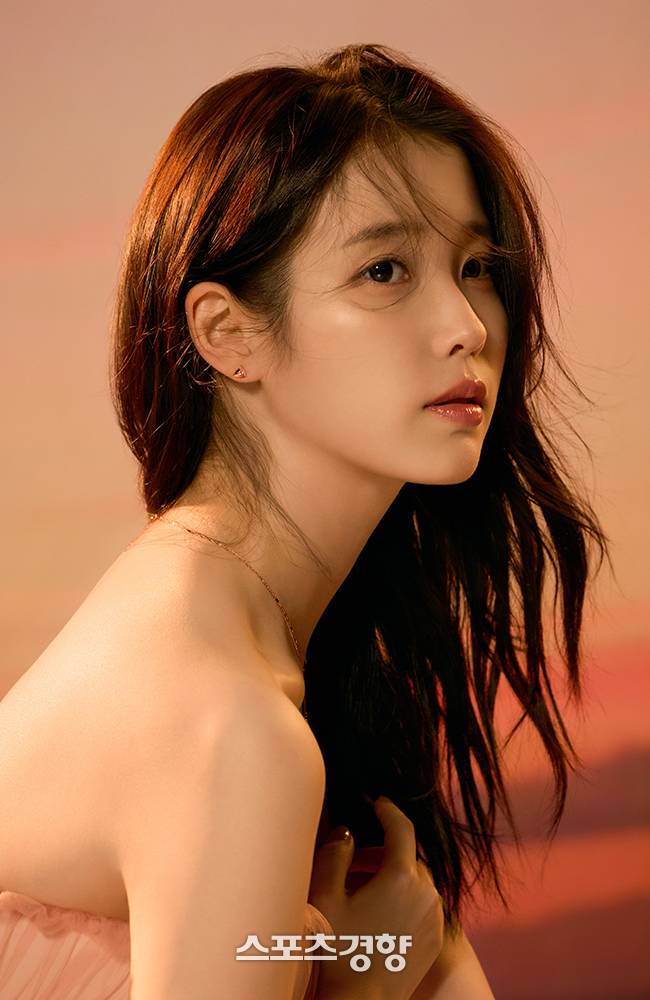 가수 아이유 주얼리 화보. 제이에스티나 제공