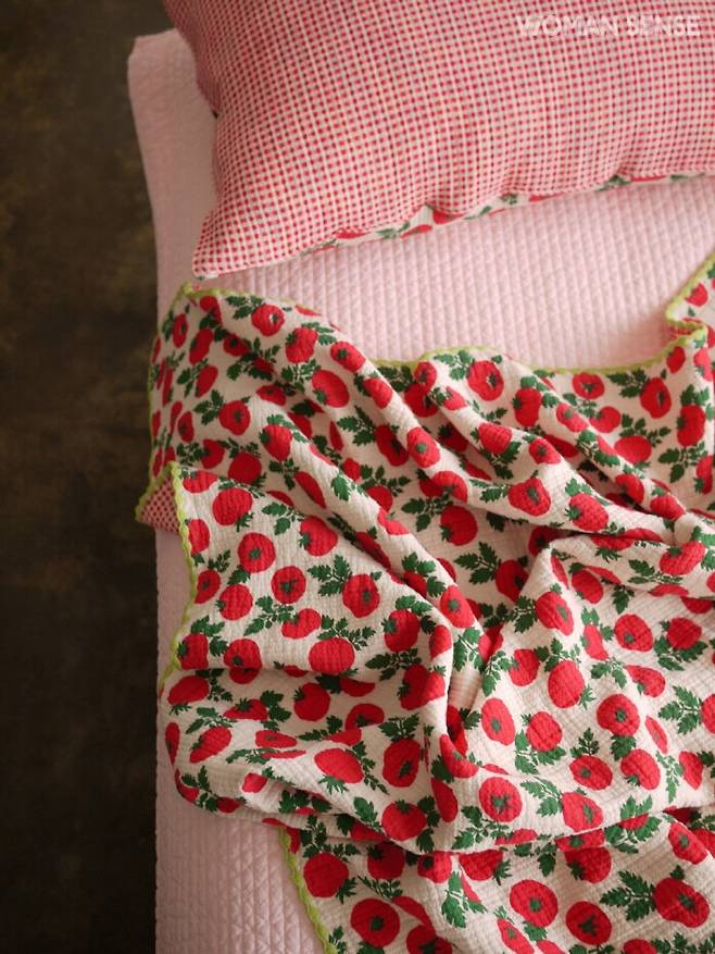 @bombomfabrics