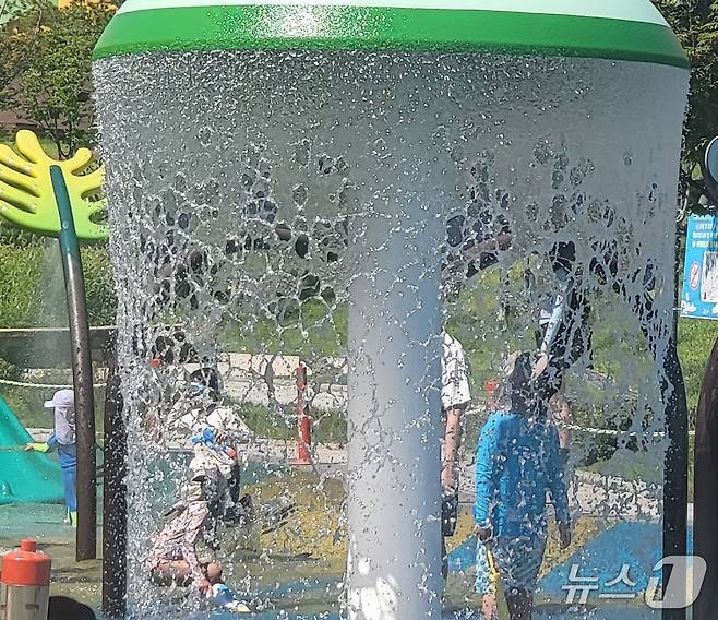 기사 이해를 돕기 위한 최근 강원 원주시의 한 물놀이장 자료 사진. (뉴스1 DB)