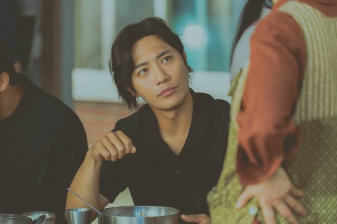 ‘여행을 대신해 드립니다’ 진구 의뢰인 등장 (사진: 빅오션이엔엠)