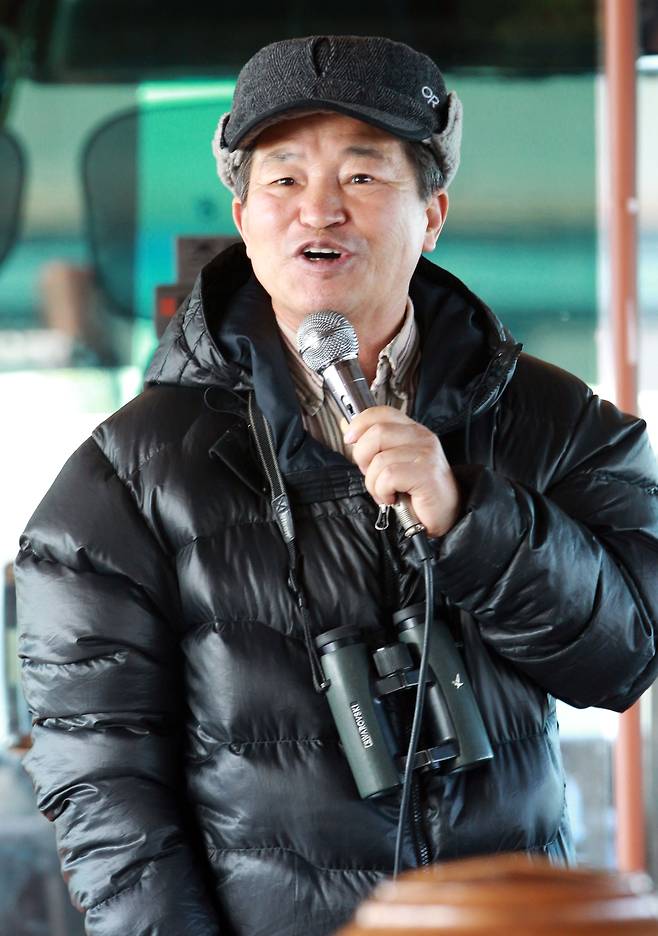 '새 박사'로 알려진 윤무부 경희대 생물학과 명예교수가 15일 별세했다. 향년 84세./연합뉴스