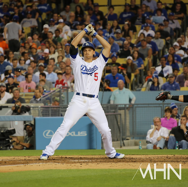 (다저스 시절의 시거)