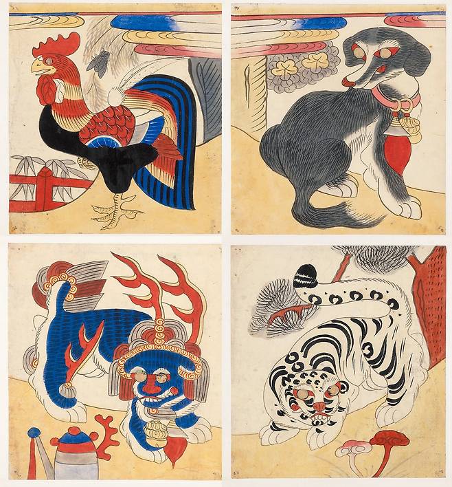 프랑스 국립 기메동양박물관에 있는 19세기 ‘계견사호도’. 잡귀를 쫓을 목적으로 민가 문 위에 붙이던 벽사도다. 닭·개·사자·호랑이가 소재인데, 사자는 화염과 방울이 특징이다. /김영균 제공