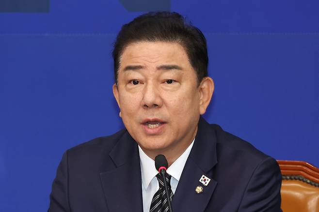 김병기 더불어민주당 원내대표가 13일 오전 서울 여의도 국회에서 열린 최고위원회의에서 발언하고 있다./뉴스1