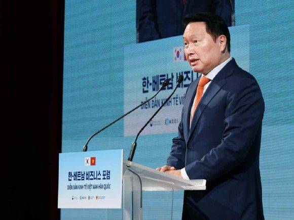 최태원 대한상의 회장이 12일 서울 중구 롯데호텔에서 개최된 '한국-베트남 비즈니스 포럼'에서 인사말을 하고 있다.ⓒ대한상의