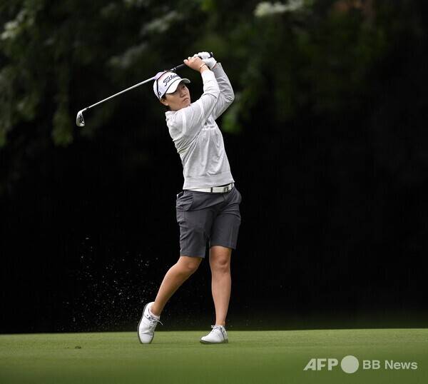 2025년 미국여자프로골프(LPGA) 투어 더 스탠다드 포틀랜드 클래식에 출전한 이정은5 프로가 2라운드에서 경기하는 모습이다. 사진제공=ⓒAFPBBNews = News1