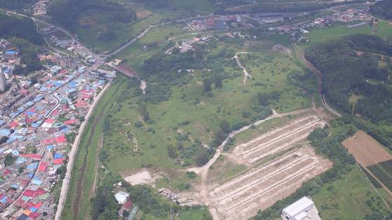 2004년 부대 이전 후 폐쇄된 경기도 파주시 캠프 게리오웬 미군 기지. [사진 경기도]