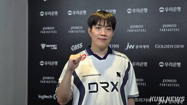 ‘리치’ 이재원이 16일 오후 5시 서울 종로구 롤파크 LCK 아레나에서 열린 ‘2025 LCK’ 정규시즌 라이즈 그룹 4라운드 BNK 피어엑스와 경기가 끝난 뒤 쿠키뉴스와 인터뷰하고 있다. 김영건 기자
