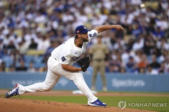 역투하는 커쇼 / 사진=연합뉴스