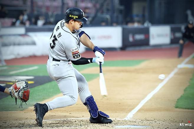 [서울=뉴시스] 프로야구 KT 위즈의 안현민. (사진 = KT 위즈 제공) *재판매 및 DB 금지