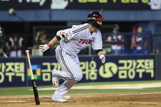 지난 7월10일 잠실 키움전에서 처음으로 타석에 섰던 LG 유영찬. LG 트윈스 제공