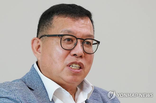 연합뉴스와 인터뷰 중인 전인범 전 특전사령관 [신현우 기자 촬영]