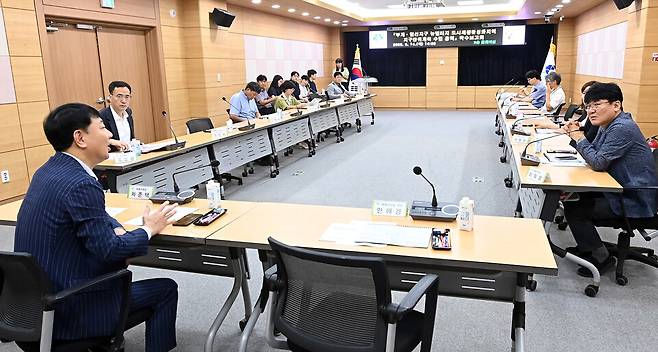 ▲&nbsp;인천 부평구가 '부개·일신지구 뉴빌리지 도시재생활성화지역 지구단위계획 수립 용역' 착수보고회를 개최했다. / 사진제공=인천 부평구