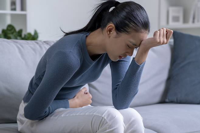 자궁 내 피임장치(IUD)가 자궁에서 이동해 방광에서 발견된 드문 사례가 보고됐다. 기구 주변으로 방광 결석이 형성됐다. [사진=게티이미지뱅크]