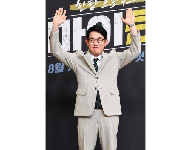 코미디언 이경규가 위기를 '예능 대부'답게 극복하는 중이다. SBS 제공