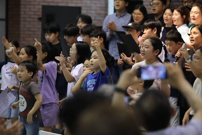동신교회는 지난 13일부터 나흘간 경기도 양주 동신기도원에서  제56회 산상부흥사경회를 진행했다. 교회 제공