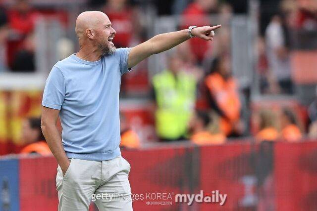 레버쿠젠의 지휘봉을 잡은 에릭 텐하흐 감독. /게티이미지코리아